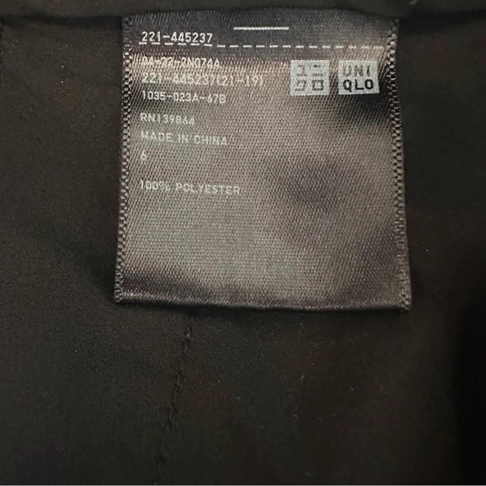 Uniqlo Relaxed Straight Trousers, Size 6, MSRP $49 - Picture 4 of 5